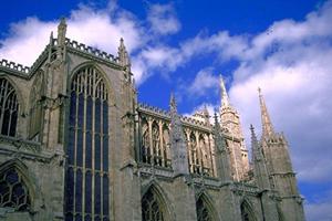 マイカー宿泊プランがあるスキーツアーオフィス